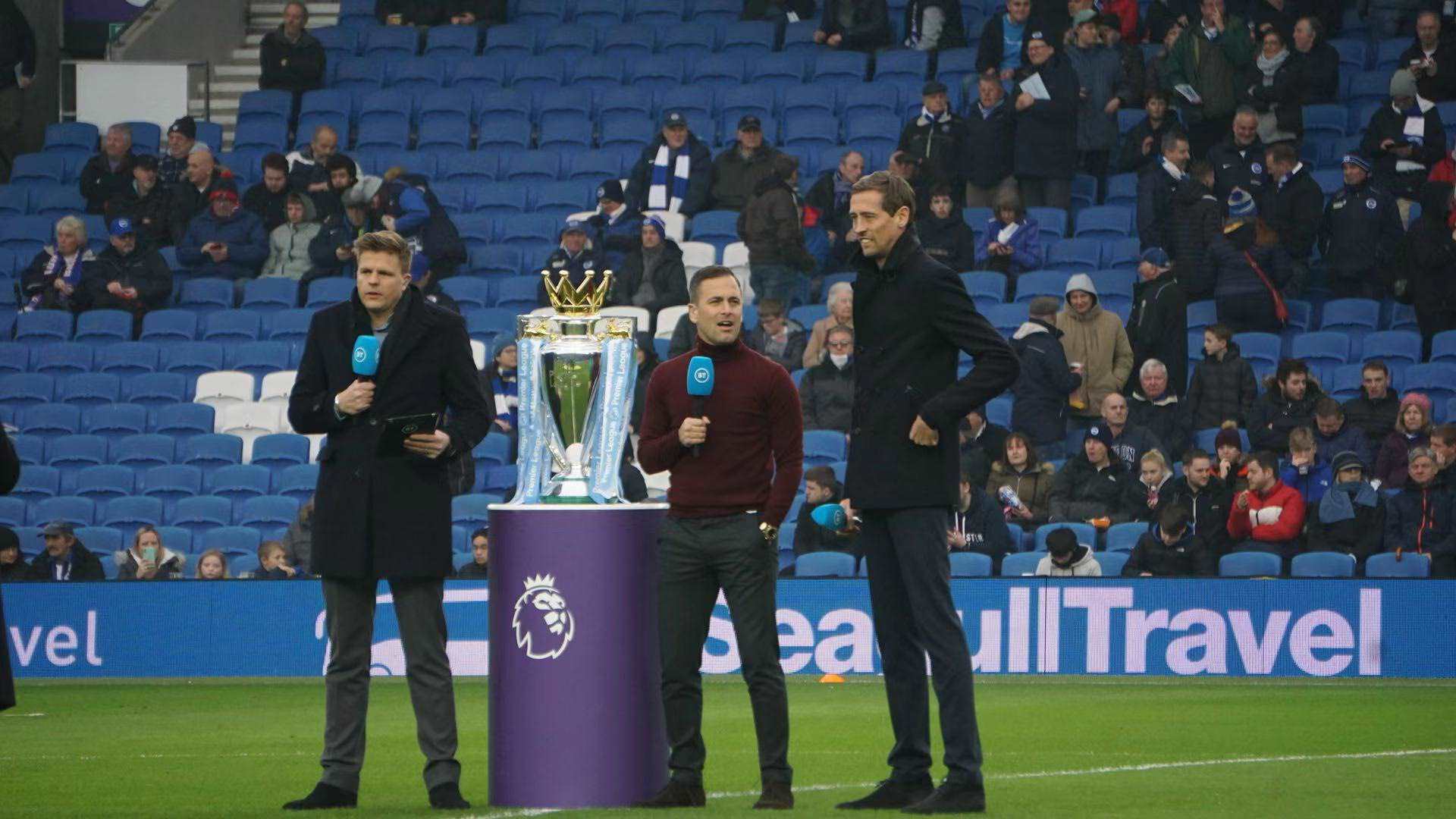 并在赛场上 并在赛场上