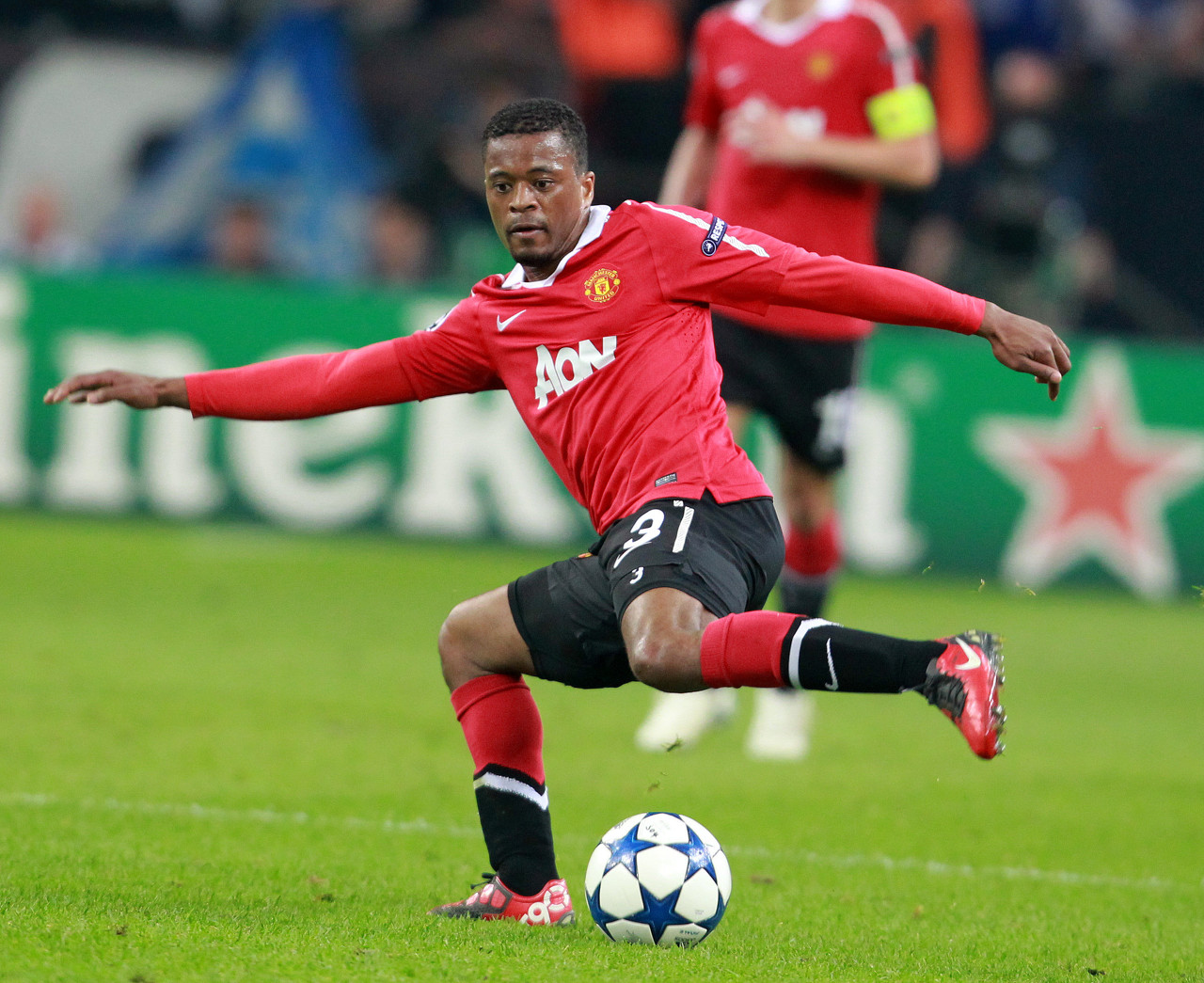 帕雷德斯在 帕雷德斯在